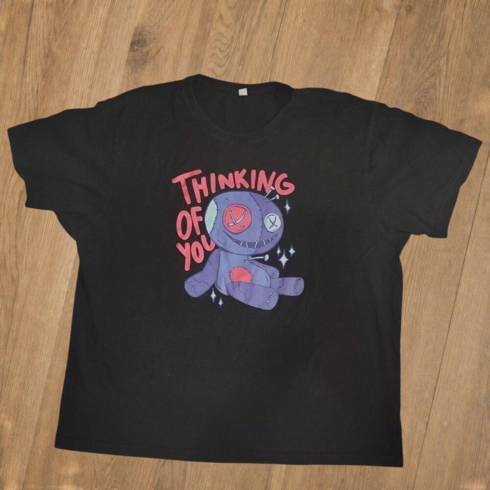 Black “Thinking of You” Stitched Doll Graphic Tee 4XL Tag (Fits XXL)